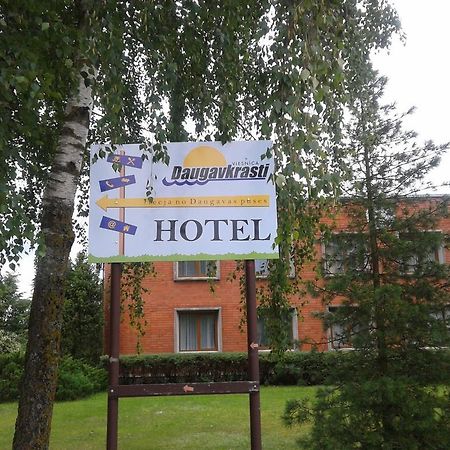 Daugavkrasti Hotel Jēkabpils Buitenkant foto