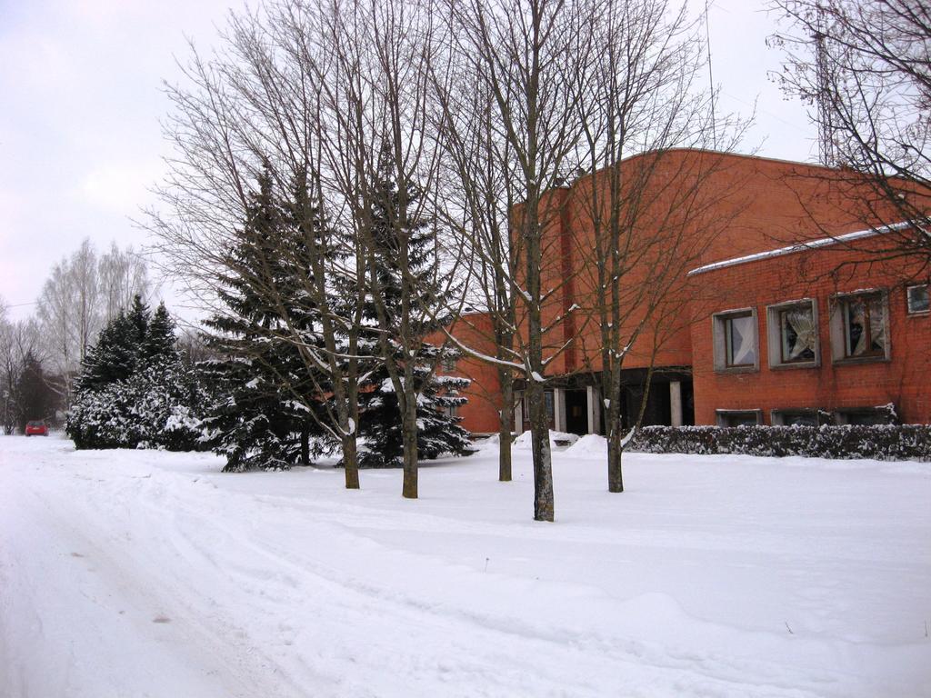 Daugavkrasti Hotel Jēkabpils Buitenkant foto