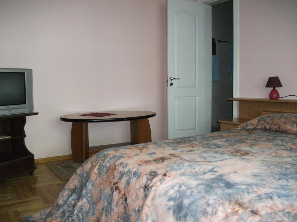 Daugavkrasti Hotel Jēkabpils Buitenkant foto