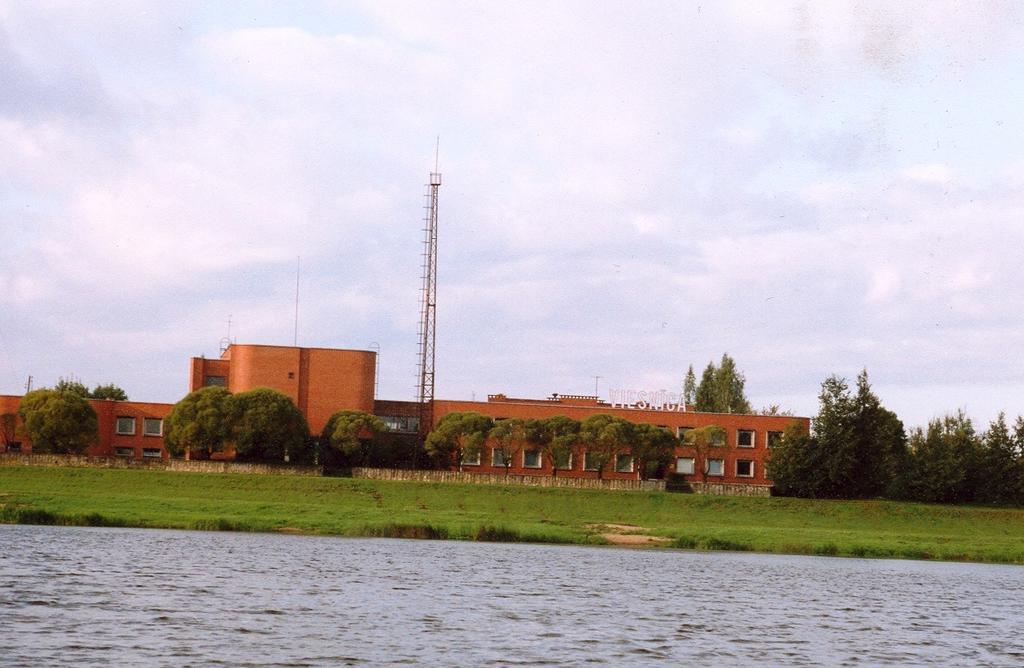 Daugavkrasti Hotel Jēkabpils Buitenkant foto