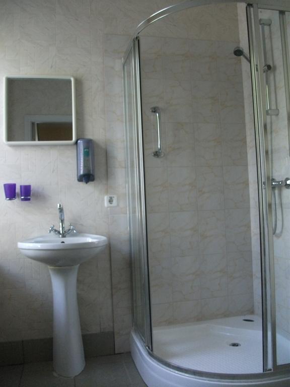 Daugavkrasti Hotel Jēkabpils Buitenkant foto