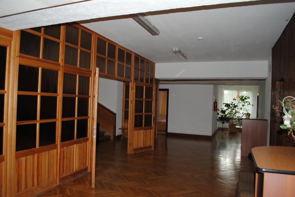 Daugavkrasti Hotel Jēkabpils Buitenkant foto